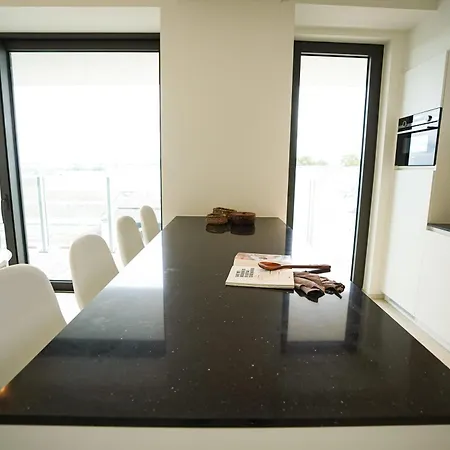 Πανδοχείο Huswell - Beautiful With Communal Pool And Gym *