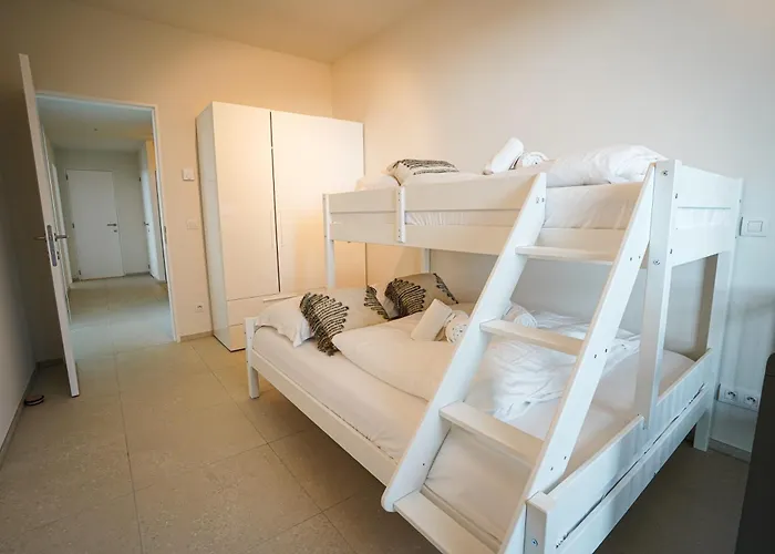 Huswell - Beautiful With Communal Pool And Gym بيت ريفي أوستيند